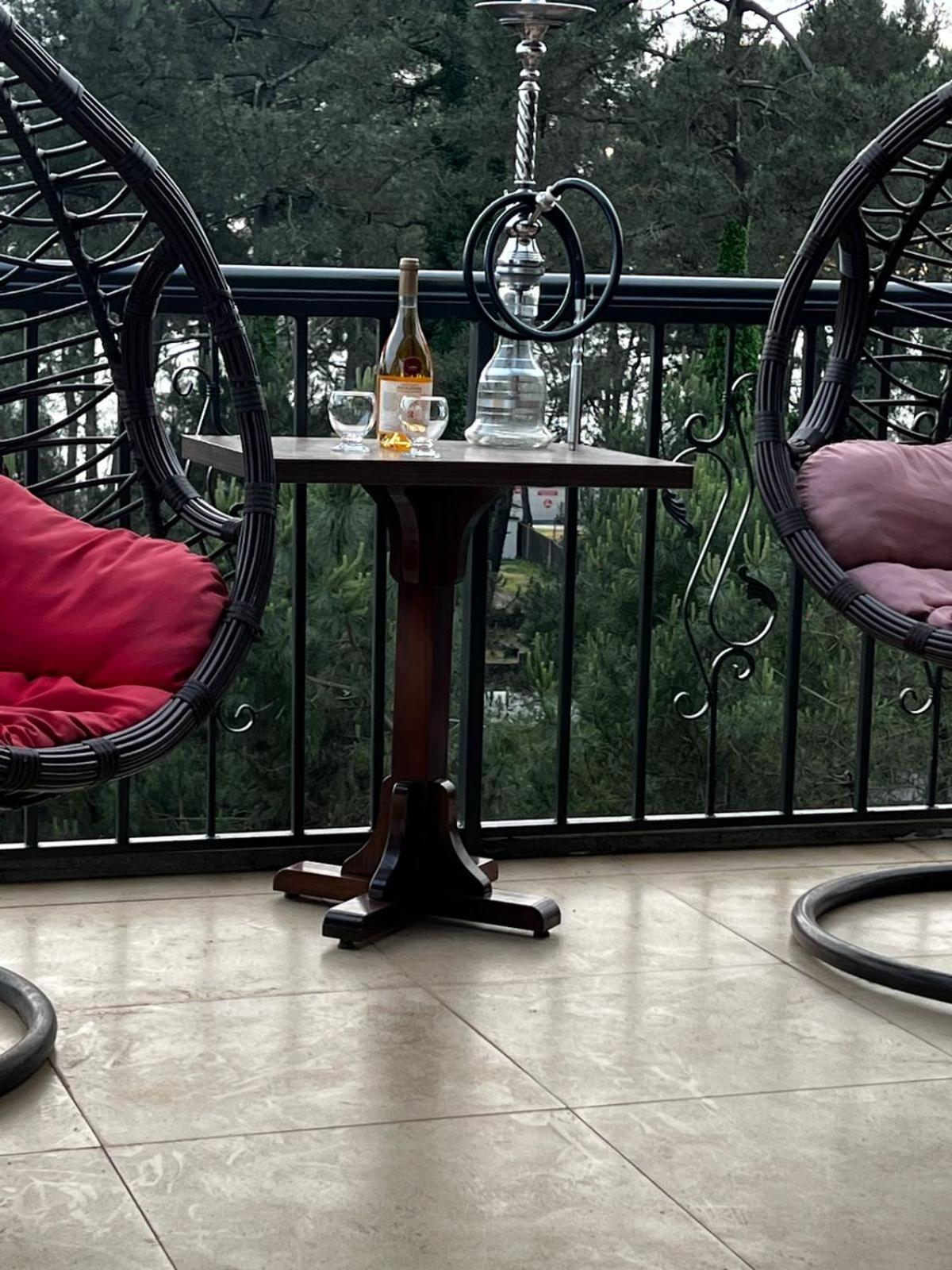 אורקי Golden Fleece Hotel מראה חיצוני תמונה